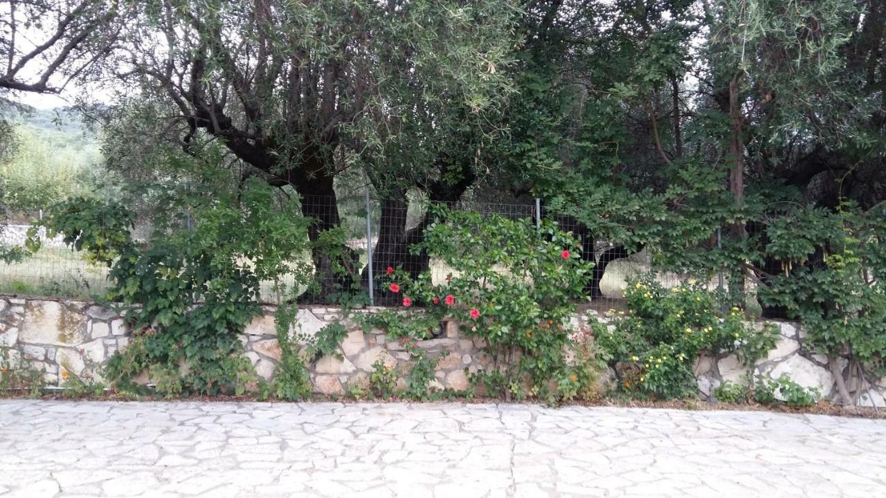 The Stone House-Zacharatos Nikolaos Villa Poulata Exterior photo